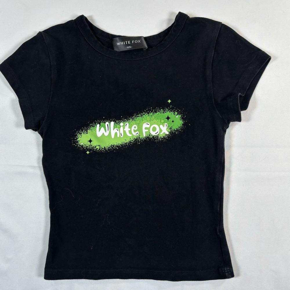 White Fox Black Cropped Short Sleeve Baby Tee Womens Size Small